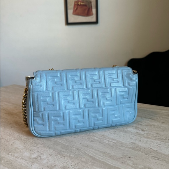 Fendi Embossed Midi Chain Baguette Bag - Picture 3 of 6